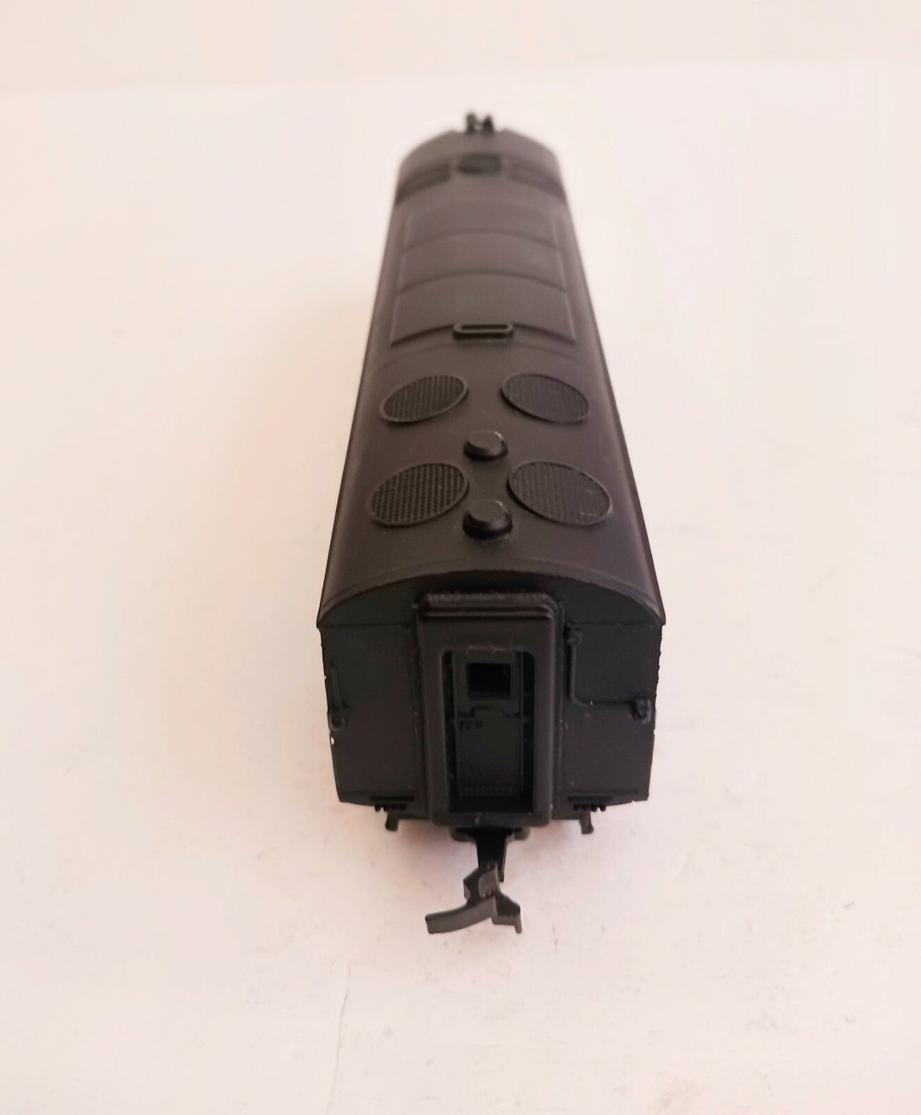 AHM TEMPO HO SCALE NEW YORK CENTRAL # 5007 DUMMY DIESEL LOCOMOTIVE