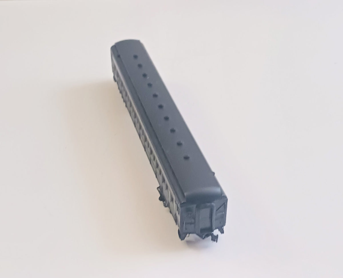 BACHMANN HO SCALE HEAVY WEIGHT  BALTIMORE AND OHIO PASSENGER CAR # 5489