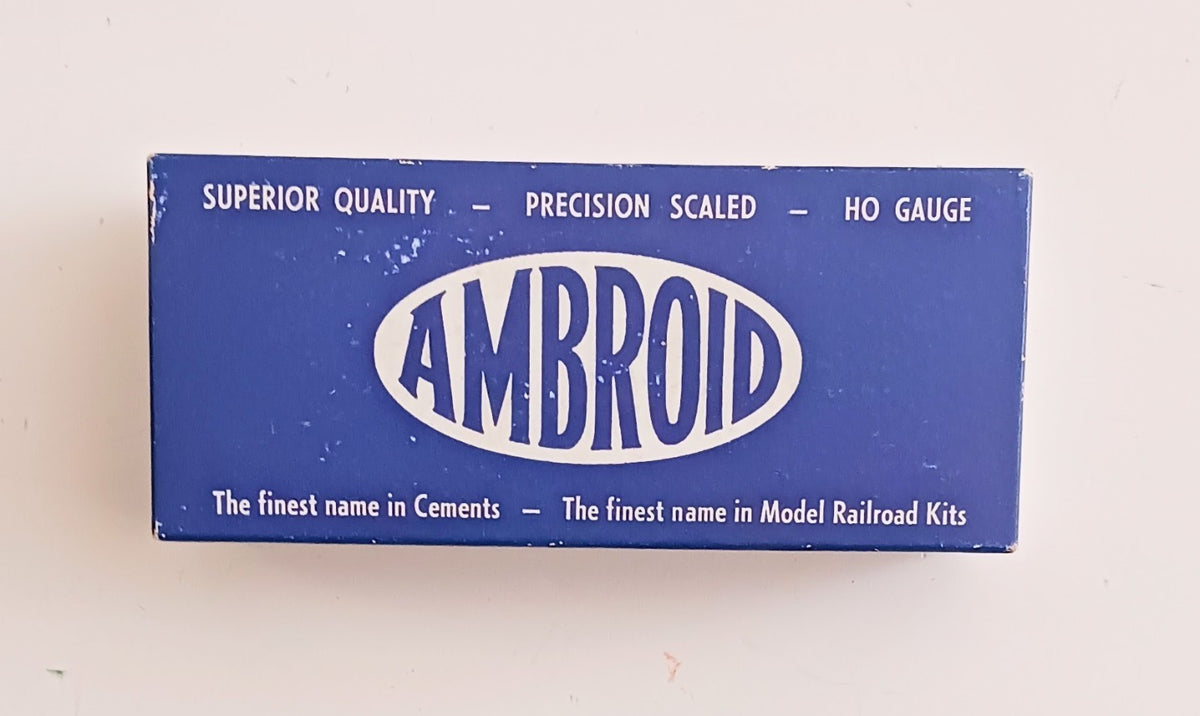 AMBROID HO GAUGE K-9 GREAT NORTHERN CABOOSE 