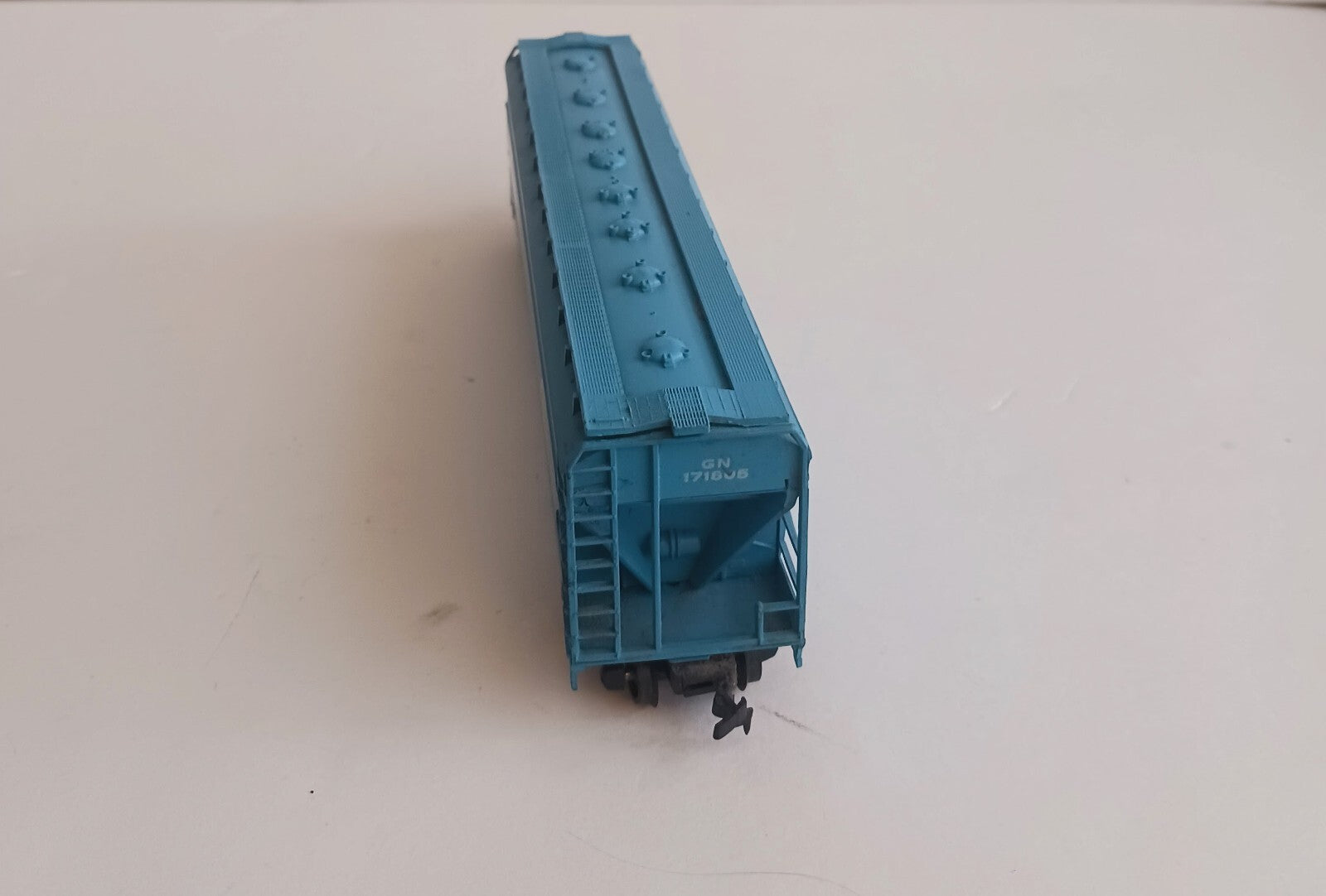 BACHMAN HO SCALE GREAT NORTHERN 171805 COVERED HOPPER CAR