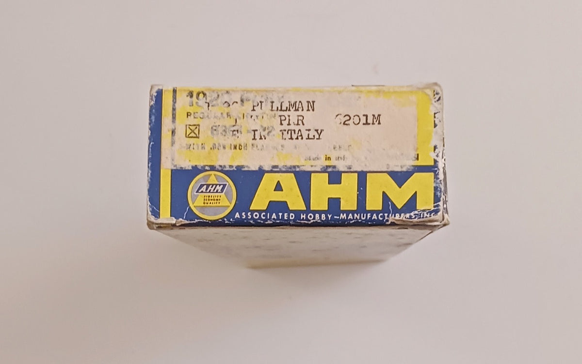 AHM RIVAROSSI HO SCAL P.R.R. 6000 COACH CAR