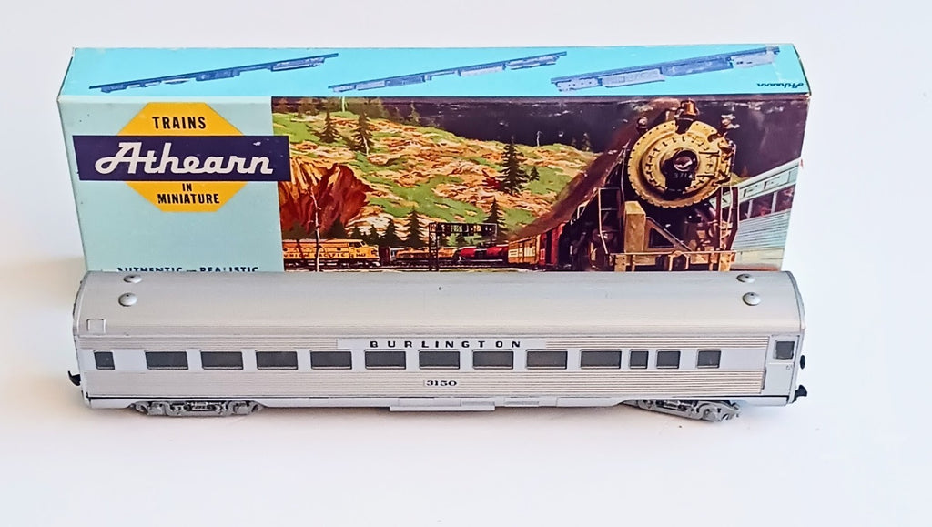 ATHEARN HO SCALE # 1813 BURLINGTON 3150 SL COACH CAR