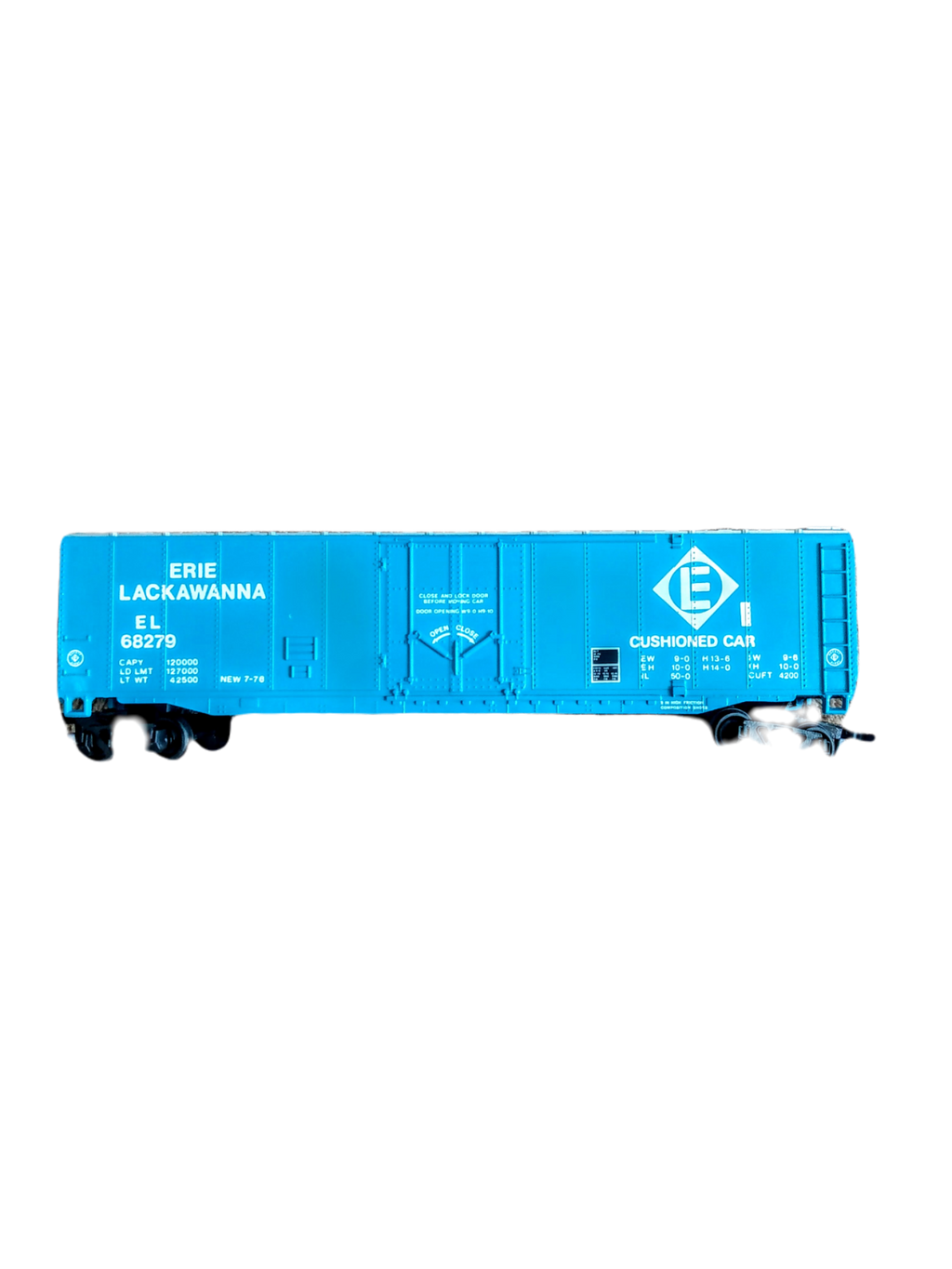 BACHMANN ERIE LACKAWANNA HO SCALE FREIGHT TRAIN CAR