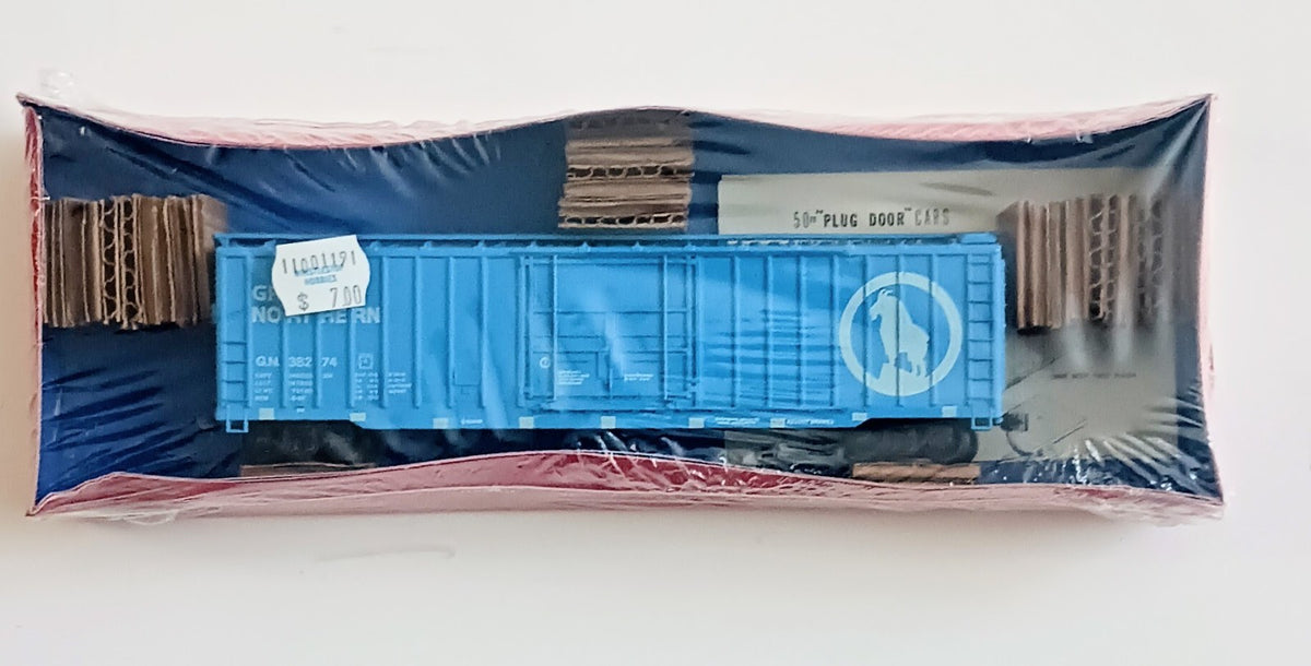 ATHEARN HO SCALE GREAT NORTHERN 50' PLUG DOOR REEFER CAR