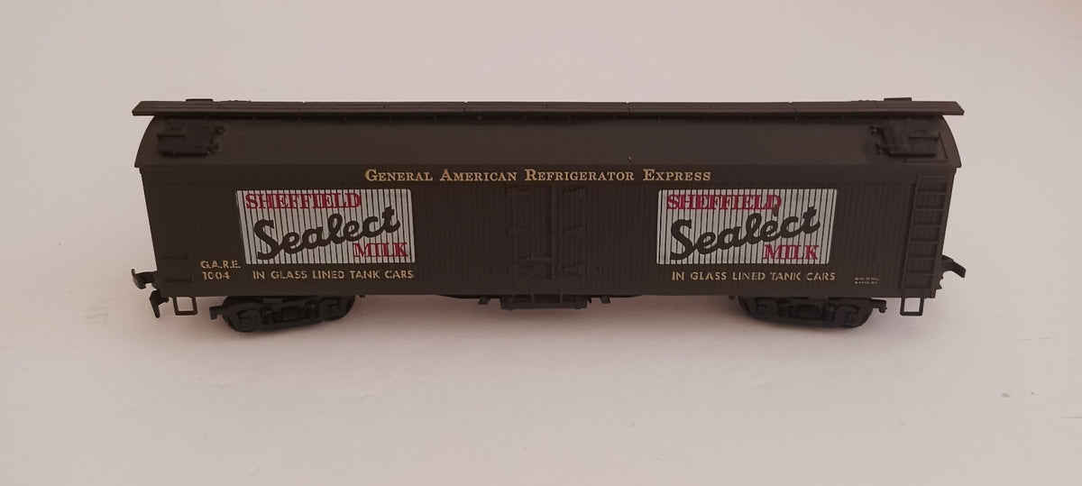 ATHEARN HO SCALE GENERAL AMERICAN REFRIGERATOR EXPRESS REEFER CAR