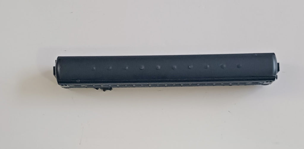 BACHMANN HO SCALE HEAVY WEIGTH BALTIMORE AND OHIO # 5482 COACH CAR