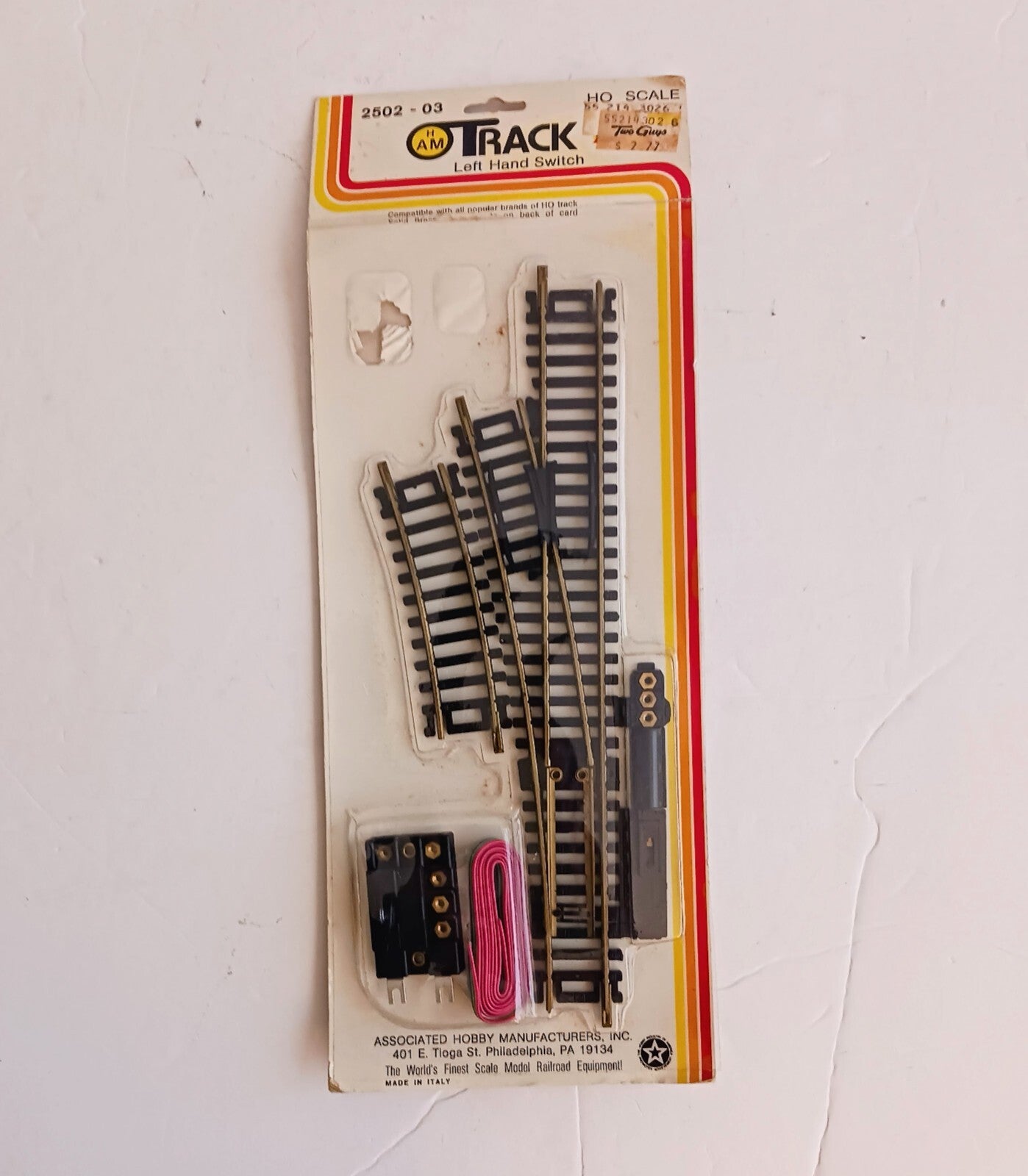 AHM TRACK HO SCALE LEFT HAND SWITCH 2502-03