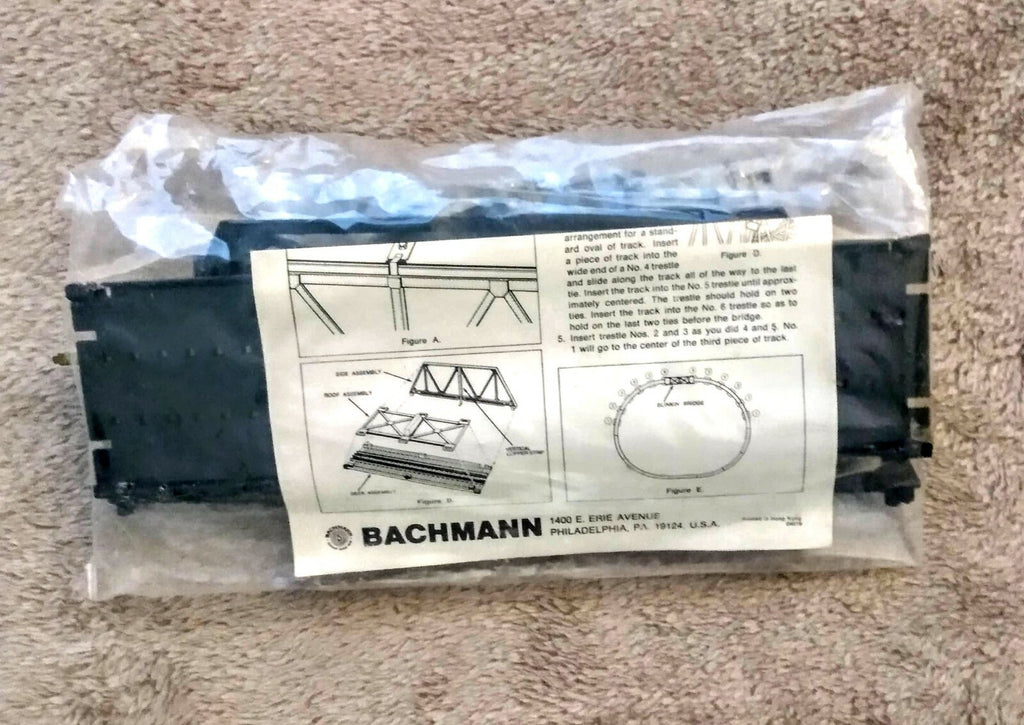 BACHMANN HO SCALE  THE BLINKING BRIDGE AND TRESTLE SET