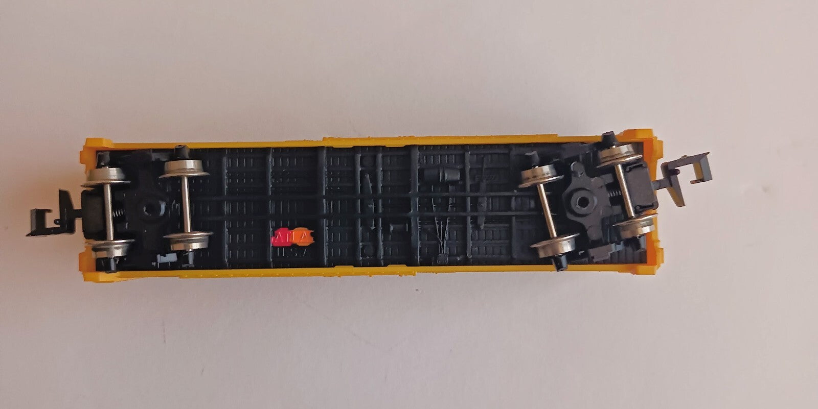 ATLAS N SCALE CHESAPEAKE & OHIO 7924 BOX CAR