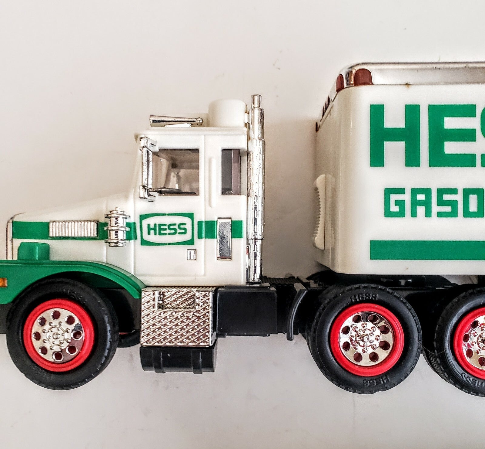 1988 AMERADA HESS TOY TRUCK AND RACER