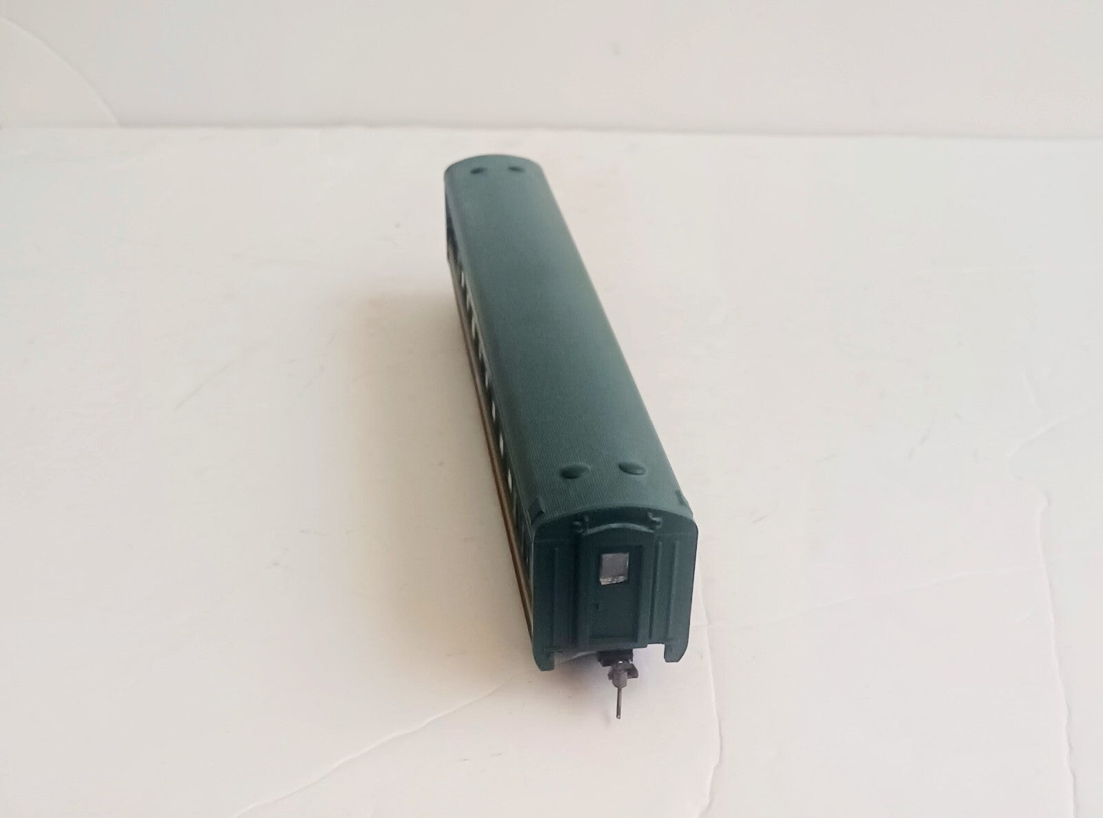 ATHEARN HO SCALE # 1816 SL COACH CAR NORTHERN PACIFIC