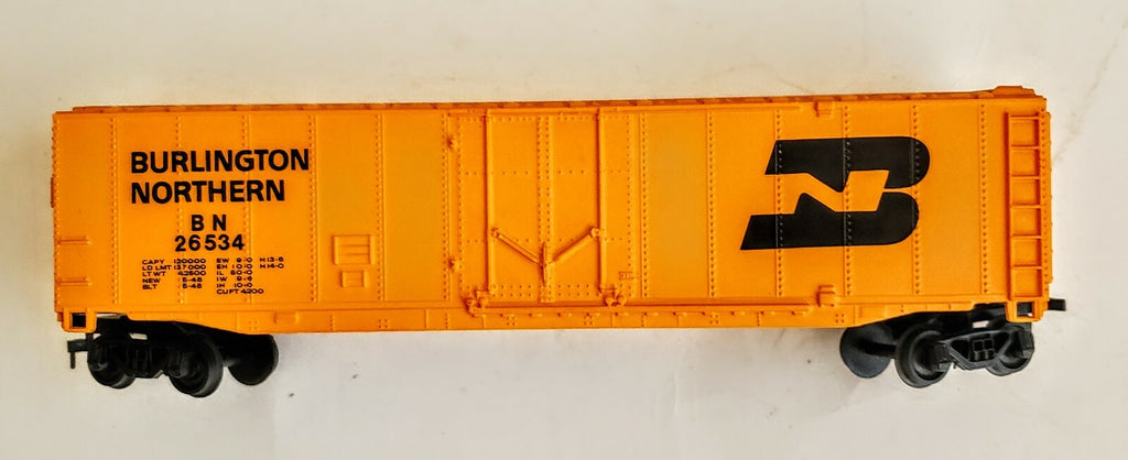 BACHMANN HO SCALE BURLINGTON NORTHERN BOX CAR