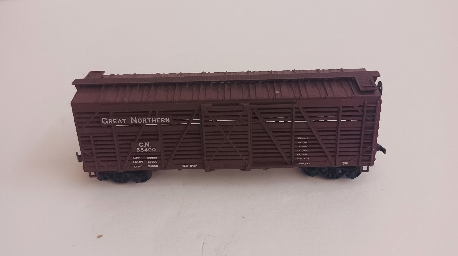 ATHEARN HO SCALE 55400 GREAT NORTHERN STOCK CAR