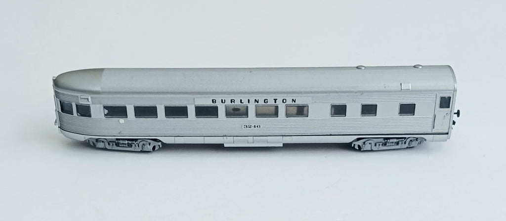 ATHEARN? HO SCALE BURLINGTON 3246 OBSERVATION CAR