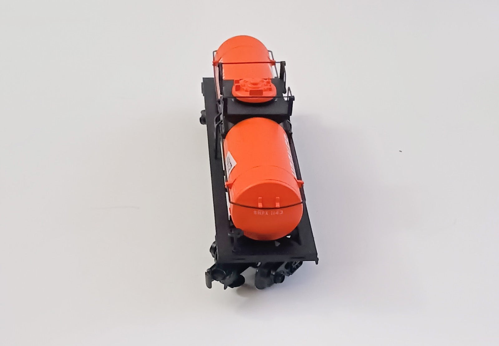 ATLAS INDUSTRIAL RAIL O/O27 GAUGE HOOKER ROAD TANK CAR # 1005002-2