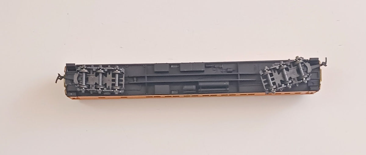AHM RIVAROSSI HO SCAL P.R.R. 6000 COACH CAR