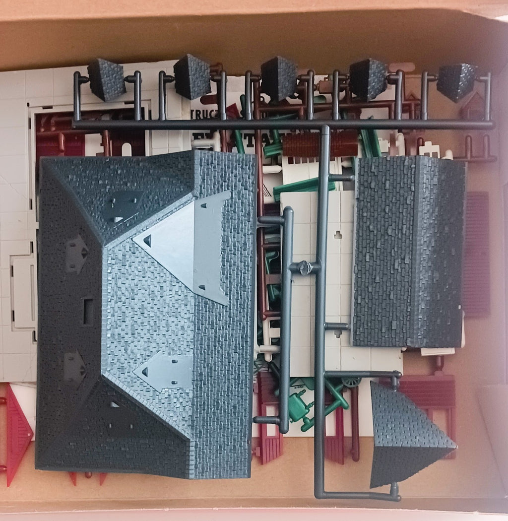 ATLAS HO SCALE MODEL PASSENGER STATION KIT ITEM # 706