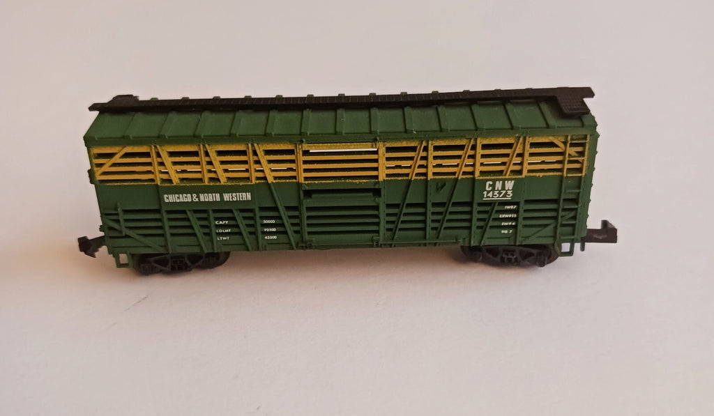 ATLAS N SCALE CHICAGO & NORTH WESTERN 14375 CATTLE CAR