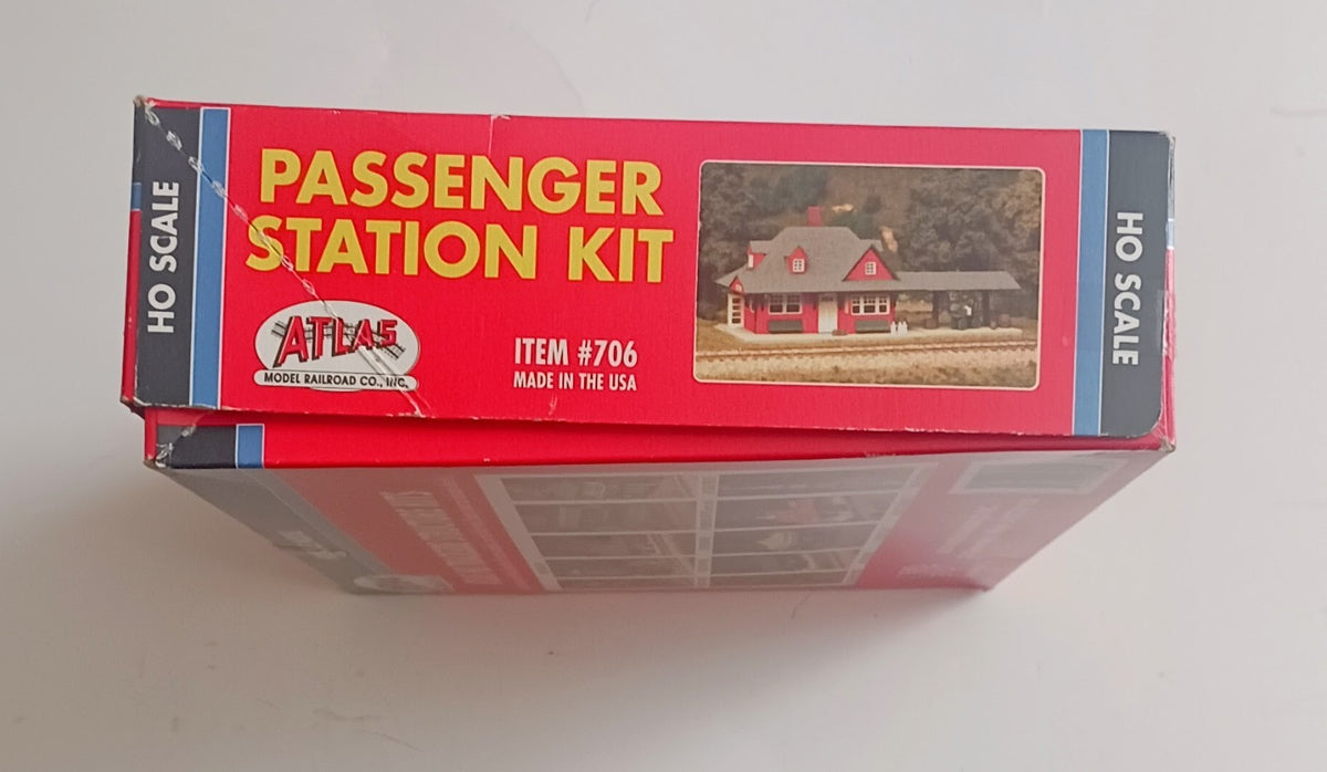 ATLAS HO SCALE MODEL PASSENGER STATION KIT ITEM # 706