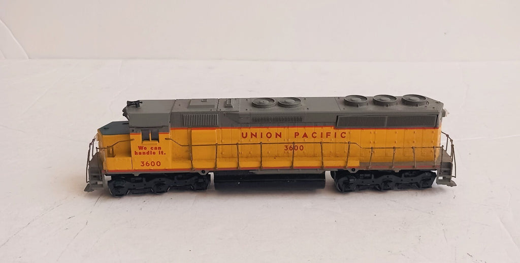 ATHEARN? HO SCALE UNION PACIFIC # 3600 DIESEL LOCOMOTIVE