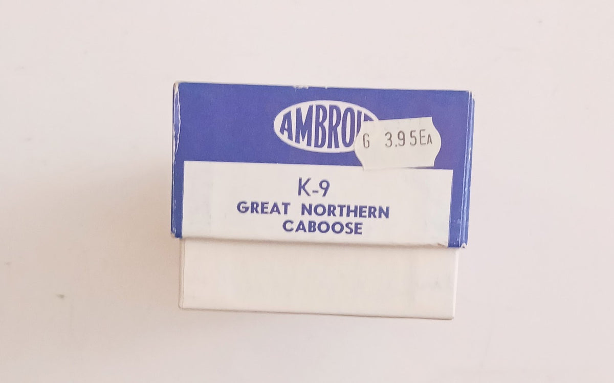 AMBROID HO GAUGE K-9 GREAT NORTHERN CABOOSE 