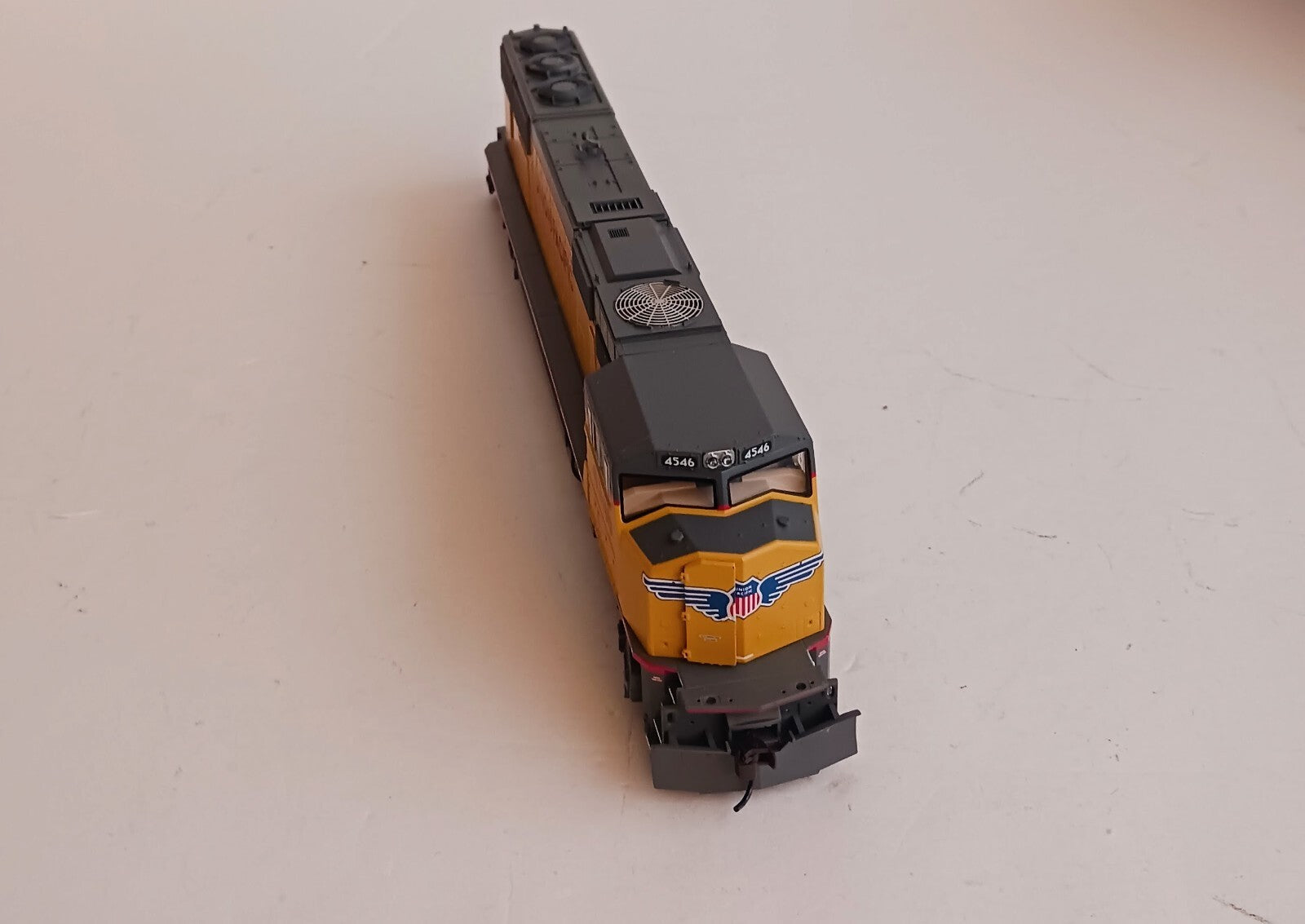 ATHEARN GENESIS HO SCALE UNION PACIFIC SD-70M DIESEL LOCOMOTIVE # 4546