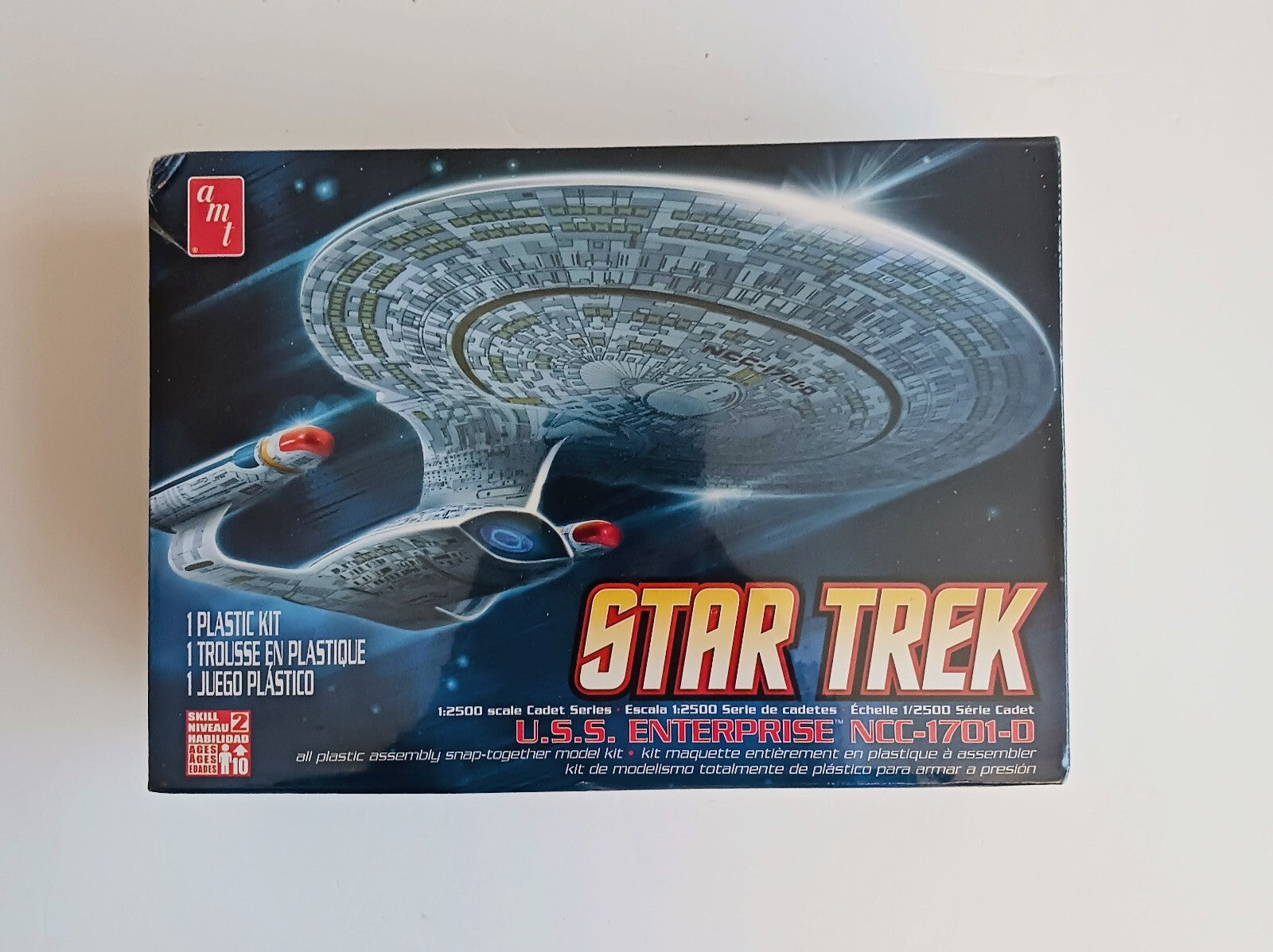AMT STAR TREK U.S.S. ENTERPRISE NCC-1701-D