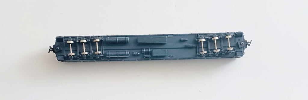 BACHMANN HO SCALE HEAVY WEIGTH BALTIMORE AND OHIO # 5480 COACH CAR