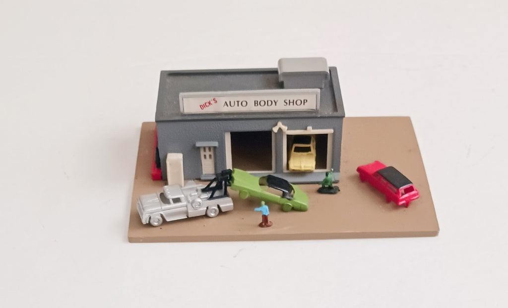 BACHMANN N SCALE 45708 ATO BODY REPAIR SHOP