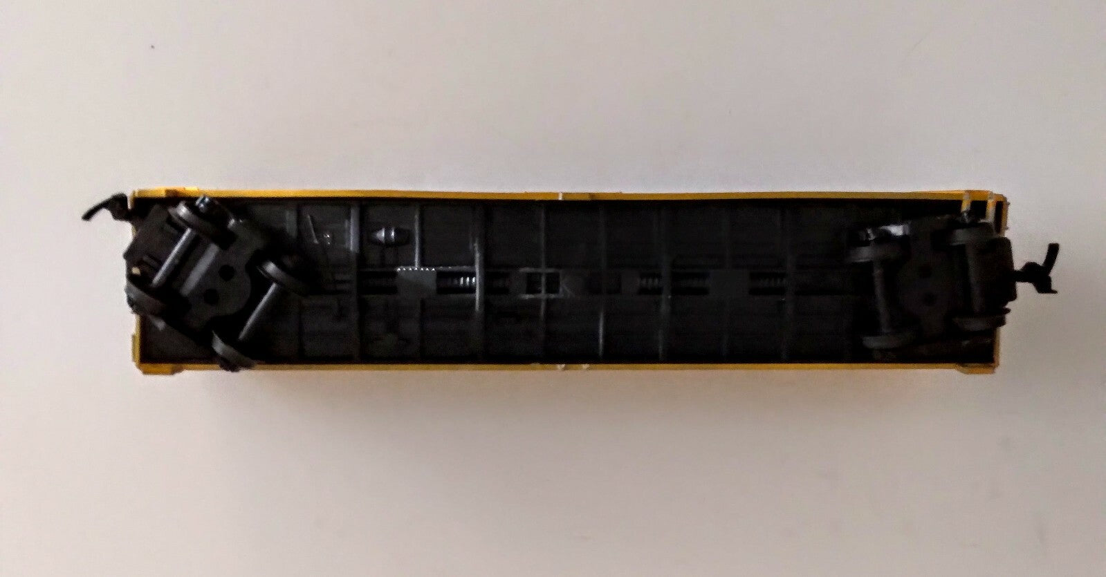 AHM HO SCALE A.R.L.X. 754 ARMOUR BOX CAR