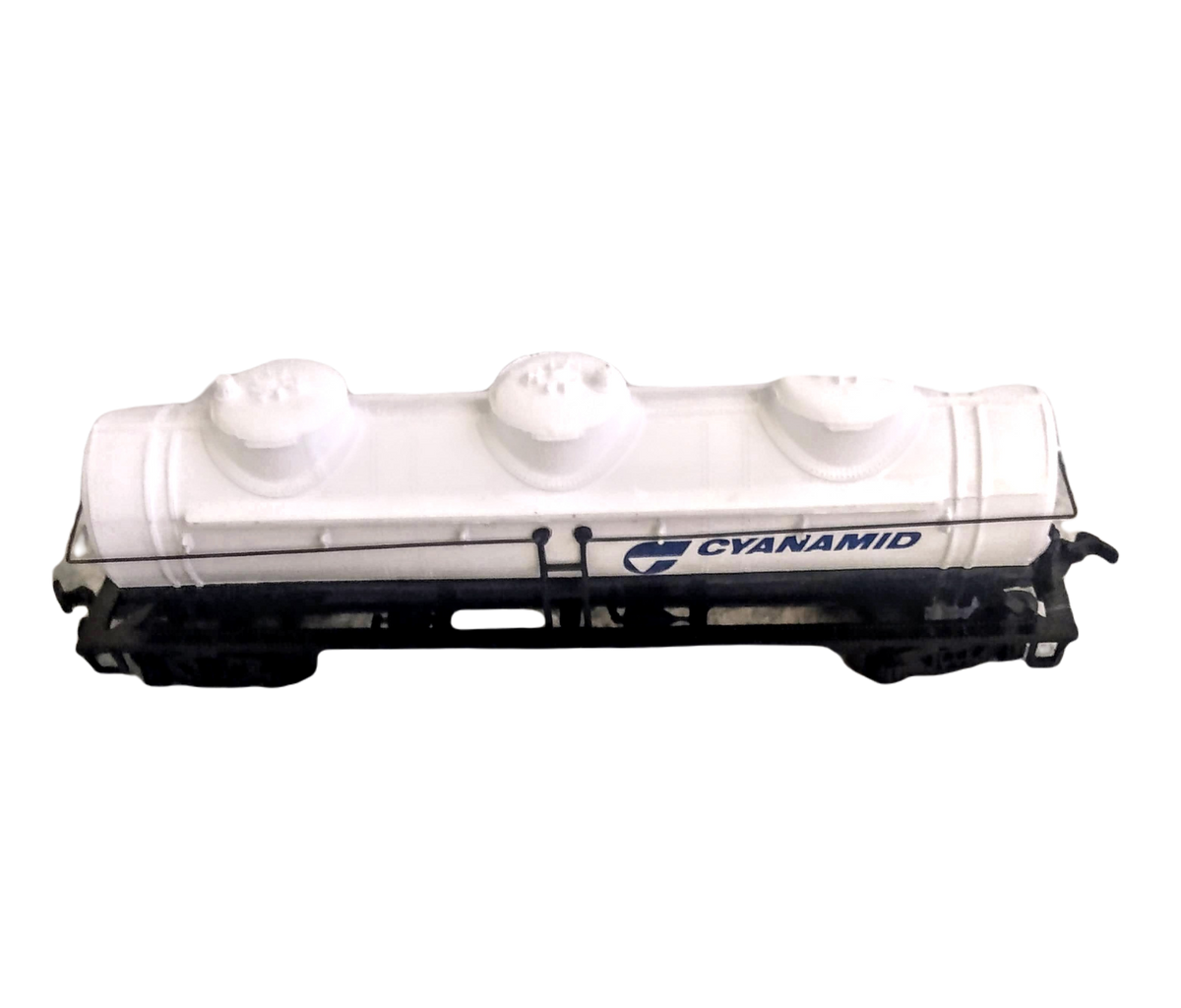 BACHMANN CYANAMID HO SCALE TANK CAR
